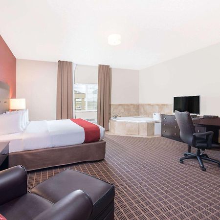 Hawthorn Extended Stay By Wyndham Дикинсон Экстерьер фото