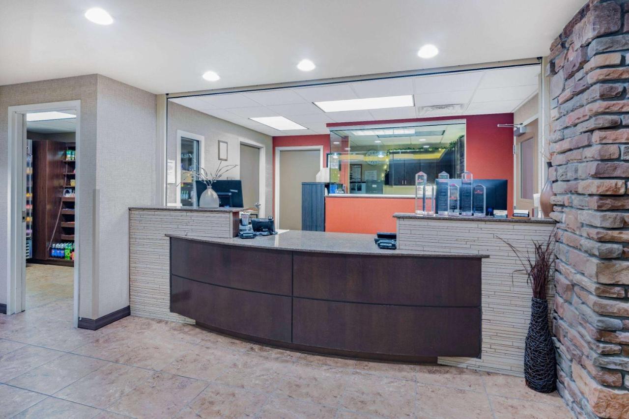 Hawthorn Extended Stay By Wyndham Дикинсон Экстерьер фото